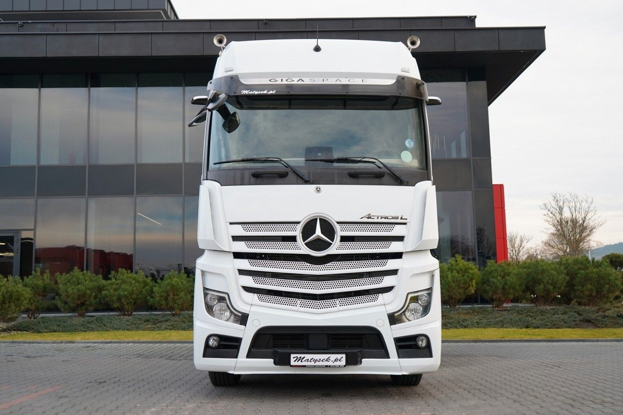 Mercedes-Benz ACTROS L 1851 / GIGA SPACE / RETARDER / 2022 R - Vlačilec: slika 3 Mercedes-Benz ACTROS L 1851 / GIGA SPACE / RETARDER / 2022 R - Vlačilec: slika 3