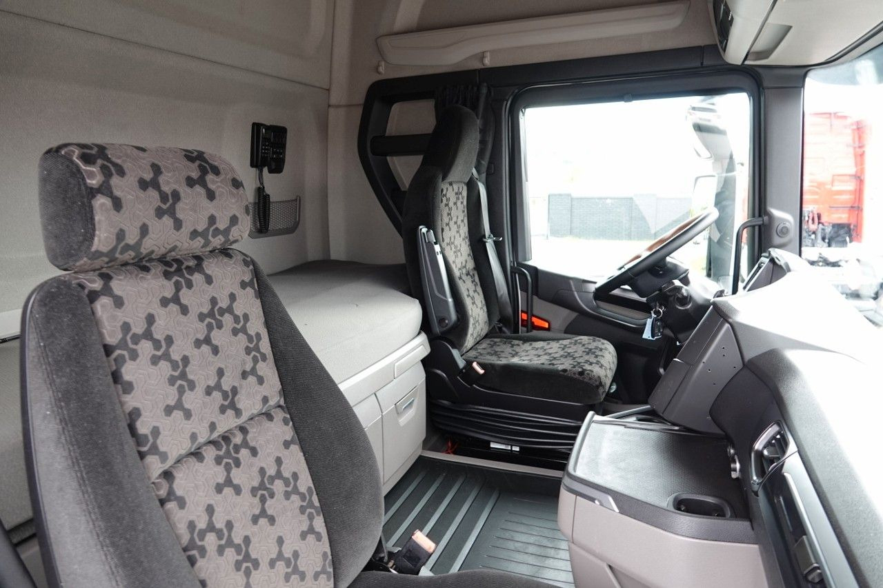 Vlačilec Scania R 450 / RETARDER / FULL AIRMATIC / HYDRAULIKA do: slika 17