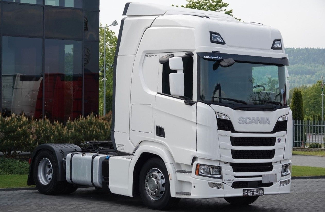 Scania R 450 / RETARDER / NAVI / PO KONTRAKCIE SERWISO - Vlačilec: slika 1 Scania R 450 / RETARDER / NAVI / PO KONTRAKCIE SERWISO - Vlačilec: slika 1