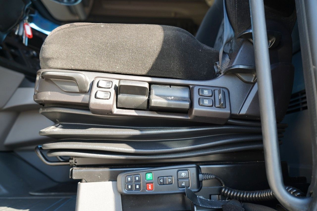 Vlačilec Scania S 500 / RETARDER  / FULL AIRMATIC /  ALUFELGI /: slika 23