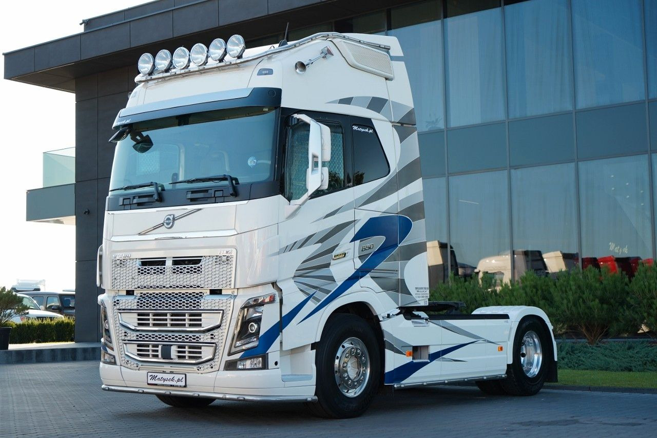 Volvo FH 16 / 650 / I -PARK COOL / FULL AIRMATIC / AL - Vlačilec: slika 4 Volvo FH 16 / 650 / I -PARK COOL / FULL AIRMATIC / AL - Vlačilec: slika 4