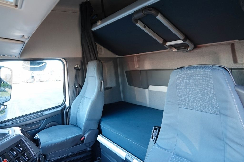 Vlačilec Volvo FH 500 / 6x2 / RETARDER / PEŁNY ADR / PUSHER / O Volvo FH 500 / 6x2 / RETARDER / PEŁNY ADR / PUSHER / O: slika 11