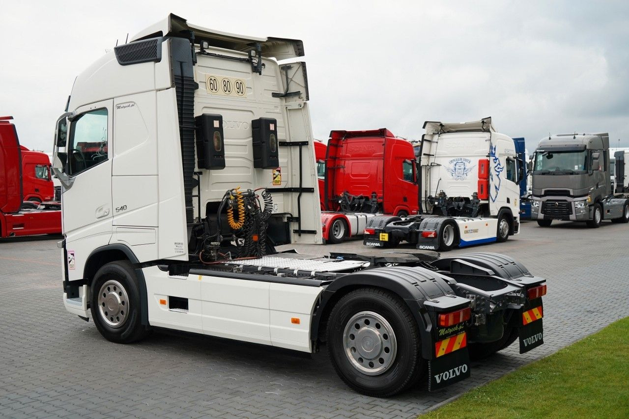 Volvo FH 540 / 2017 ROK / OPONY 100% / SPROWADZONY / P Volvo FH 540 / 2017 ROK / OPONY 100% / SPROWADZONY / P - Vlačilec: slika 4 Volvo FH 540 / 2017 ROK / OPONY 100% / SPROWADZONY / P Volvo FH 540 / 2017 ROK / OPONY 100% / SPROWADZONY / P - Vlačilec: slika 4