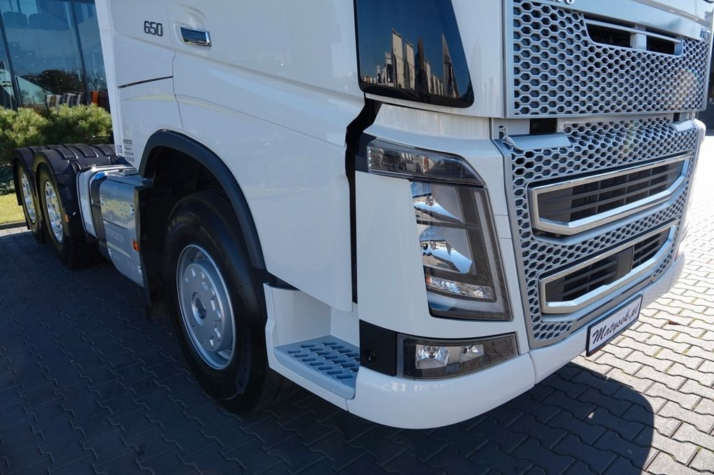 Volvo FH 540 / 6x4 / HYDRAULIKA / I -PARK COOL /3 OSIE Volvo FH 540 / 6x4 / HYDRAULIKA / I -PARK COOL /3 OSIE - Vlačilec: slika 5 Volvo FH 540 / 6x4 / HYDRAULIKA / I -PARK COOL /3 OSIE Volvo FH 540 / 6x4 / HYDRAULIKA / I -PARK COOL /3 OSIE - Vlačilec: slika 5