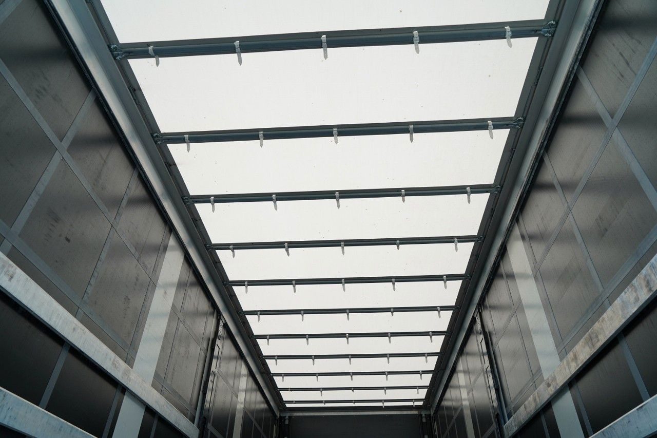 Tovornjak s ponjavo Volvo FH 500 / I-SAVE / TANDEM PRZEJAZDOWY / 2023 / K: slika 15