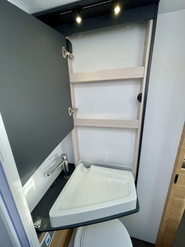 ADRIA lizing ADRIA: slika 17 ADRIA lizing ADRIA: slika 17