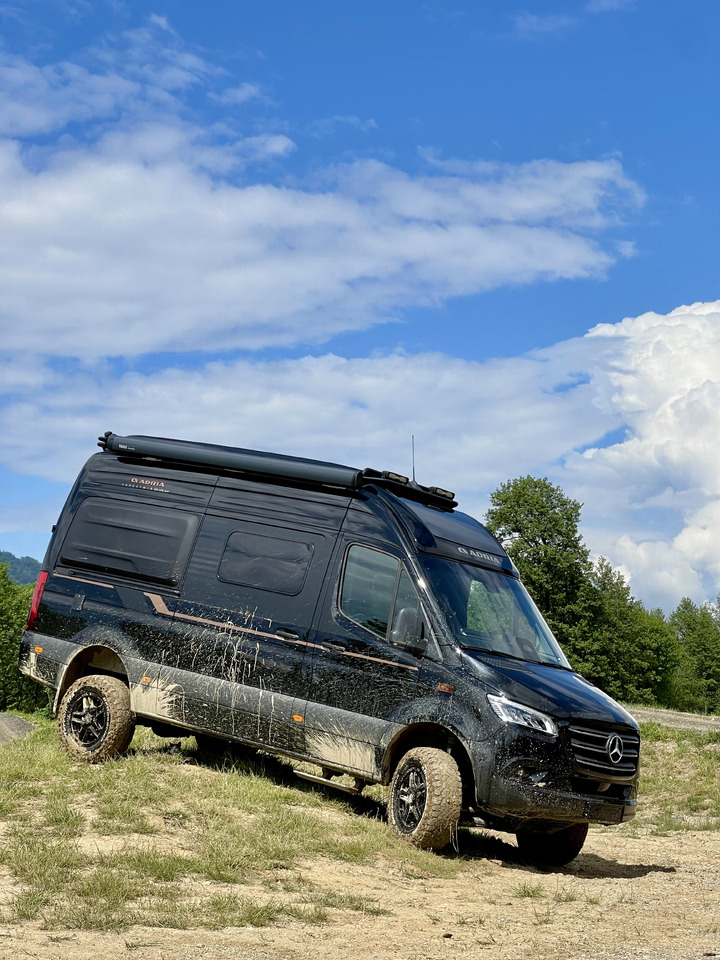 ADRIA Super Twin 600 SP - Kombi avtodom: slika 1 ADRIA Super Twin 600 SP - Kombi avtodom: slika 1