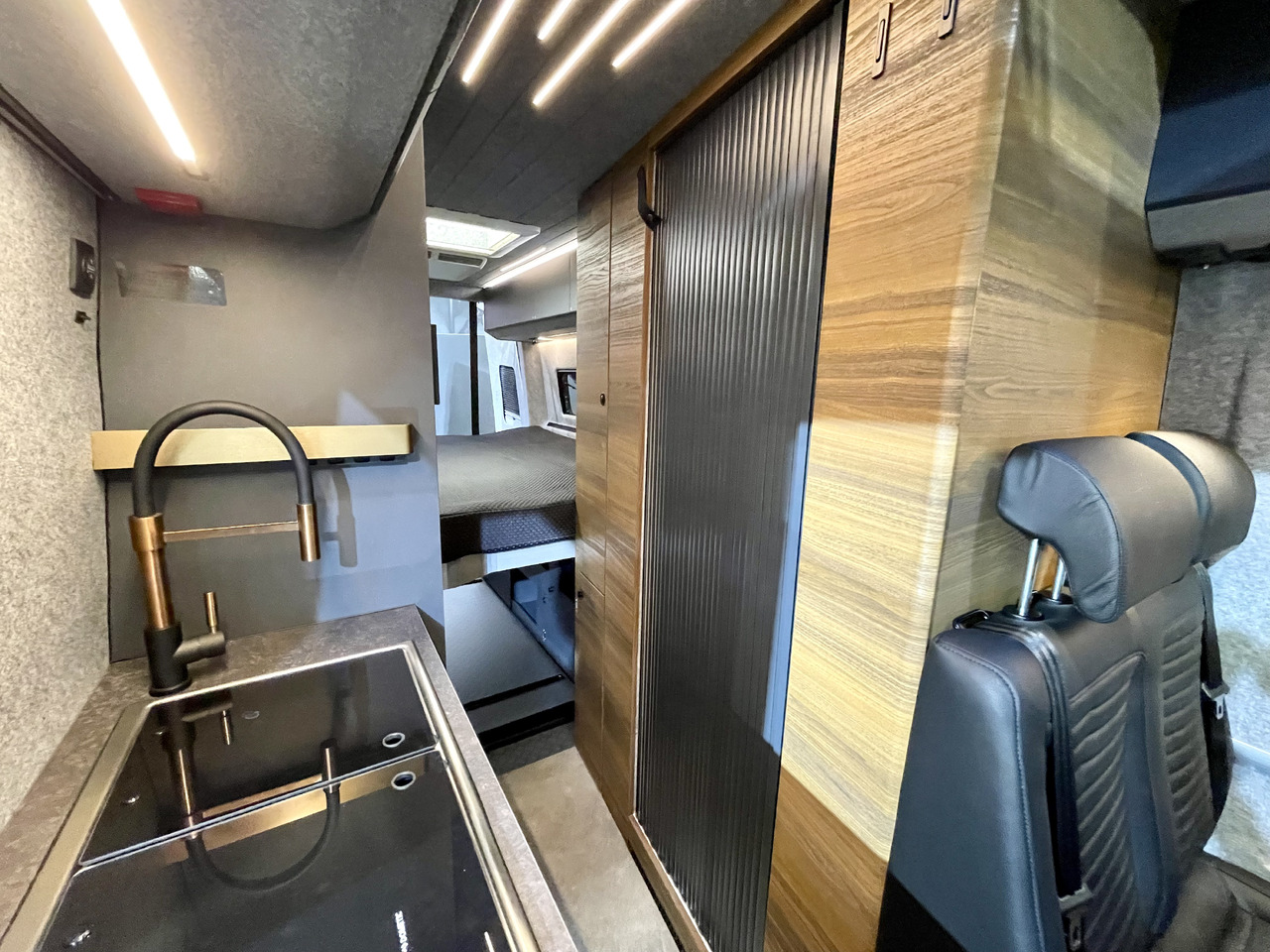 ADRIA Super Twin 700 SGX - Kombi avtodom: slika 5 ADRIA Super Twin 700 SGX - Kombi avtodom: slika 5