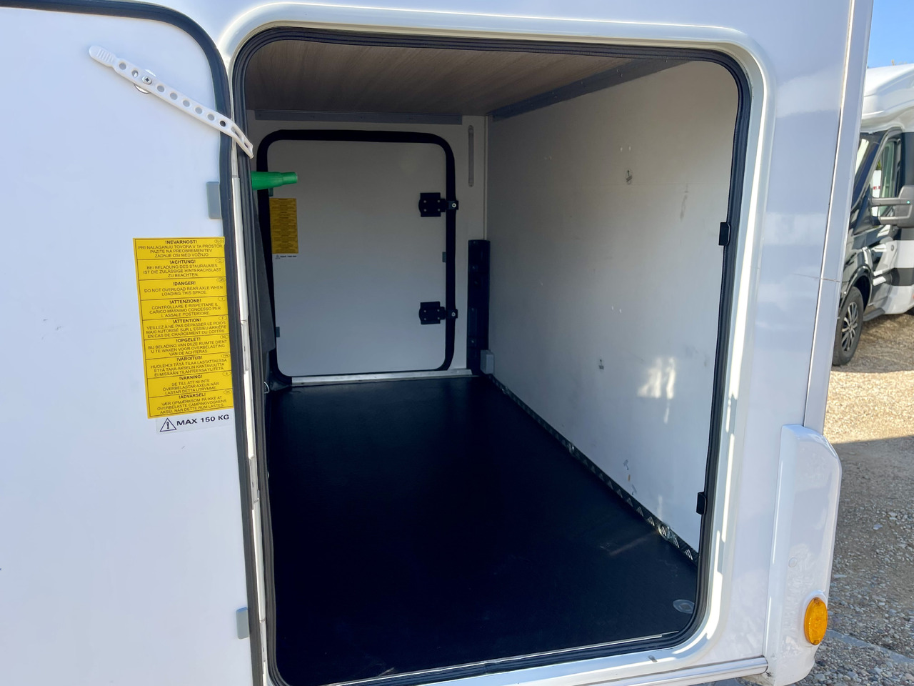 Alkoven avtodom SUN LIVING A 75DP: slika 15