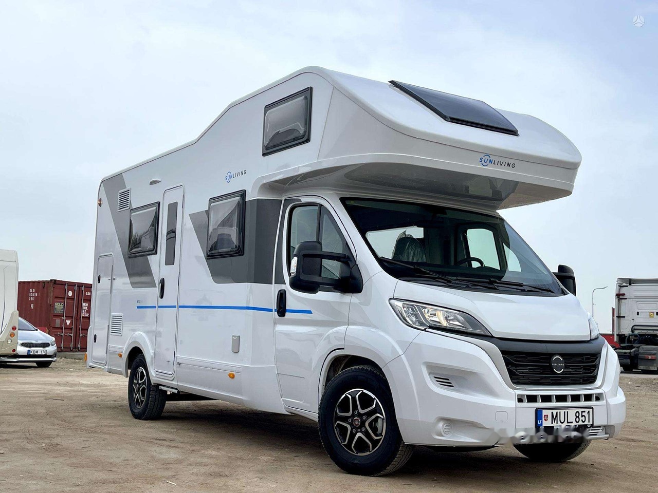 SUN LIVING A70DK - Alkoven avtodom: slika 1 SUN LIVING A70DK - Alkoven avtodom: slika 1