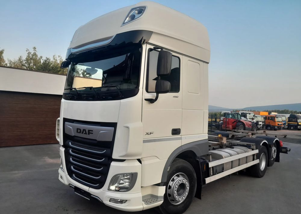 DAF XF 106 450 / BDF RETARDER - Tovornjak-šasija: slika 1 DAF XF 106 450 / BDF RETARDER - Tovornjak-šasija: slika 1