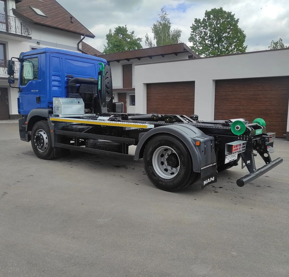 MAN TGM 18.340 urządzenie hakowe AXOR - Kotalni prekucni tovornjak: slika 3 MAN TGM 18.340 urządzenie hakowe AXOR - Kotalni prekucni tovornjak: slika 3