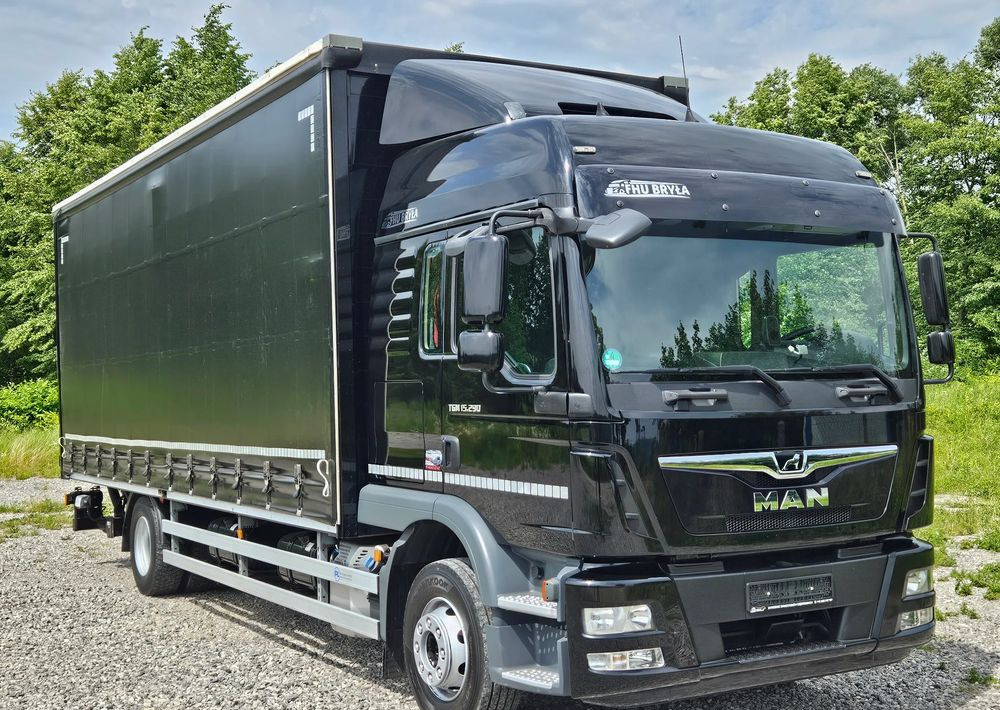 MAN TGM 15.290 / FIRANKA / 2019R / SPROWADZONY/ 7500 ŁADOWNOŚĆ / 18 PALET / E6 / JAK NOWY / WINDA / - Tovornjak s ponjavo: slika 2 MAN TGM 15.290 / FIRANKA / 2019R / SPROWADZONY/ 7500 ŁADOWNOŚĆ / 18 PALET / E6 / JAK NOWY / WINDA / - Tovornjak s ponjavo: slika 2