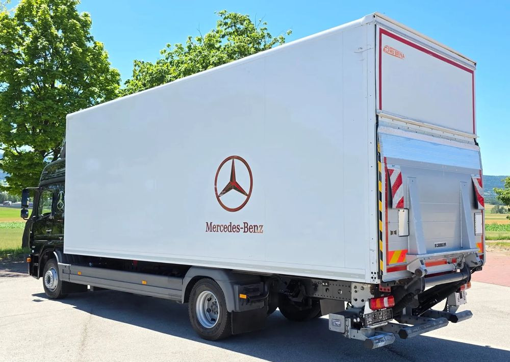 Mercedes-Benz ATEGO 1527/1530/IZOTERMA/WINDA/SPROWADZONY/E6/PIERWSZY WŁAŚCICIEL/AUTOMAT/18EURO PALET/STAN BARDZO DOBRY - Tovornjak hladilnik: slika 4 Mercedes-Benz ATEGO 1527/1530/IZOTERMA/WINDA/SPROWADZONY/E6/PIERWSZY WŁAŚCICIEL/AUTOMAT/18EURO PALET/STAN BARDZO DOBRY - Tovornjak hladilnik: slika 4