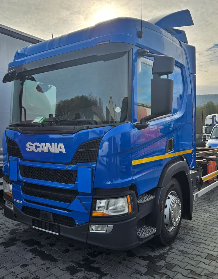 Scania P360 / P410 / BDF / RAMA / FIRANKA / PEŁNA SYPIALKA / WINDA / E6 / CAŁA NA PODUSZKACH / ROZSTAW OSI 5.5M / LAWETA / DO ŻYWCA / DO BYDŁA / DO ZABUDOWY / SPROWADZONA - Tovornjak-šasija: slika 2 Scania P360 / P410 / BDF / RAMA / FIRANKA / PEŁNA SYPIALKA / WINDA / E6 / CAŁA NA PODUSZKACH / ROZSTAW OSI 5.5M / LAWETA / DO ŻYWCA / DO BYDŁA / DO ZABUDOWY / SPROWADZONA - Tovornjak-šasija: slika 2