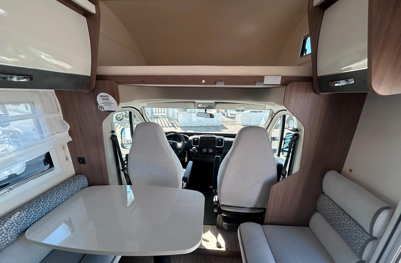 Elnagh BARON 65 - Alkoven avtodom: slika 4 Elnagh BARON 65 - Alkoven avtodom: slika 4