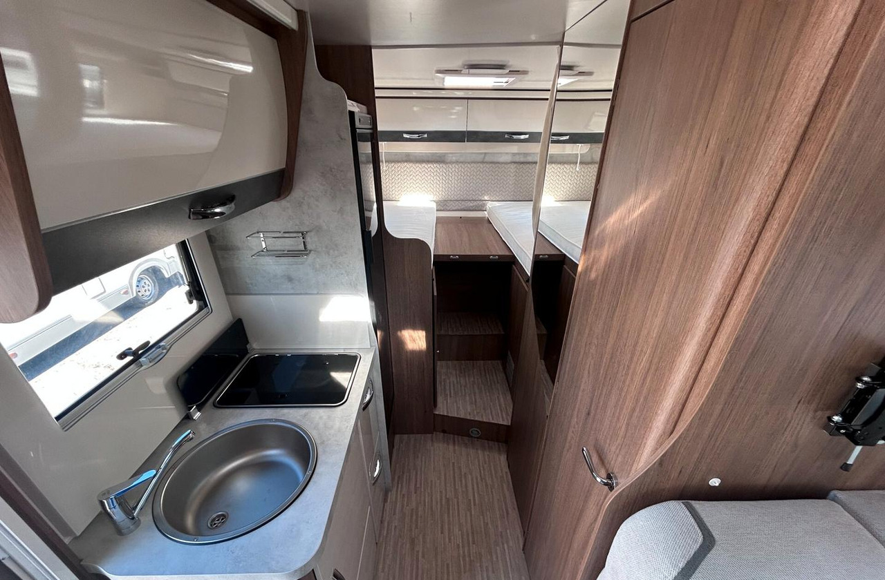 Elnagh BARON 65 - Alkoven avtodom: slika 5 Elnagh BARON 65 - Alkoven avtodom: slika 5