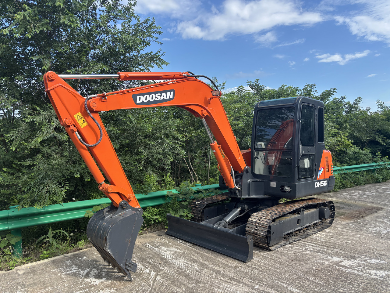 Doosan DH 55-7 DH55 - Mini bager: slika 2 Doosan DH 55-7 DH55 - Mini bager: slika 2