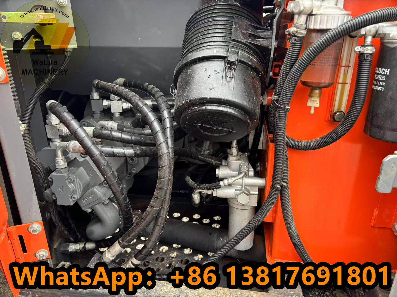 HITACHI ZX70 - Mini bager: slika 2 HITACHI ZX70 - Mini bager: slika 2