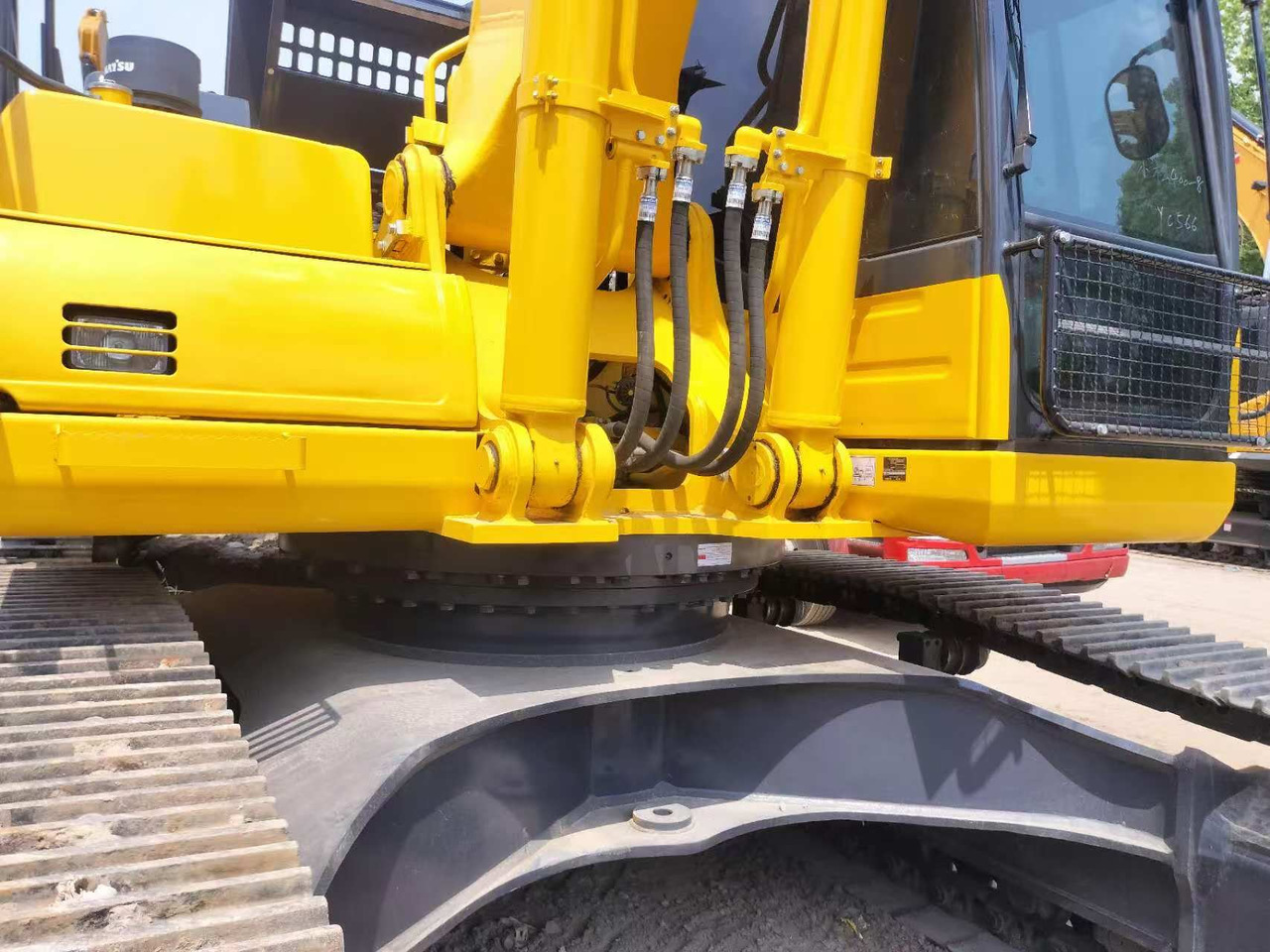 KOMATSU PC400-8 - Bager goseničar: slika 4 KOMATSU PC400-8 - Bager goseničar: slika 4