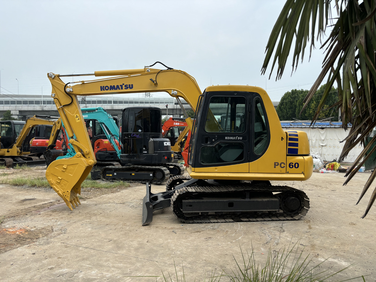 Komatsu PC 60-7 - Mini bager: slika 1 Komatsu PC 60-7 - Mini bager: slika 1