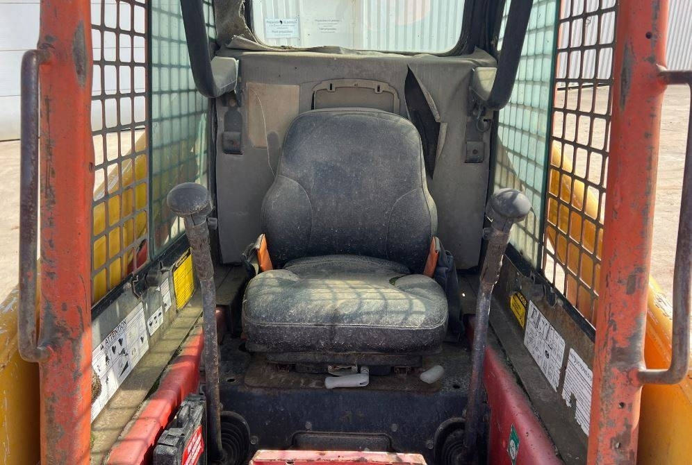 Mini nakladalec Bobcat 753: slika 6