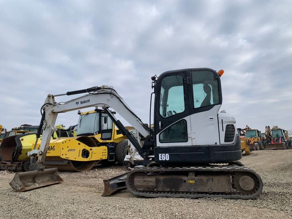 Bobcat E 60 - Mini bager: slika 2 Bobcat E 60 - Mini bager: slika 2