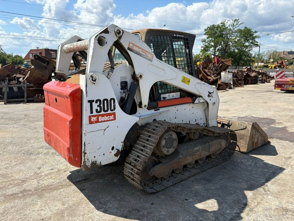 Bobcat T 300 - Mini nakladalec: slika 2 Bobcat T 300 - Mini nakladalec: slika 2
