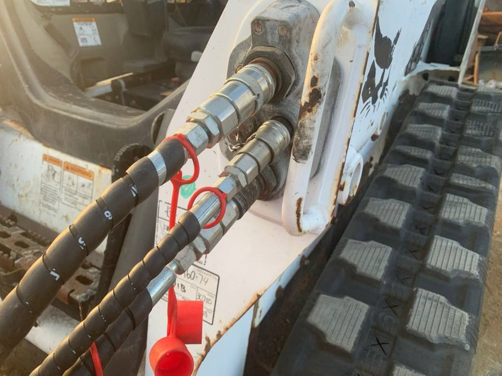 Mini nakladalec Bobcat T 590: slika 9