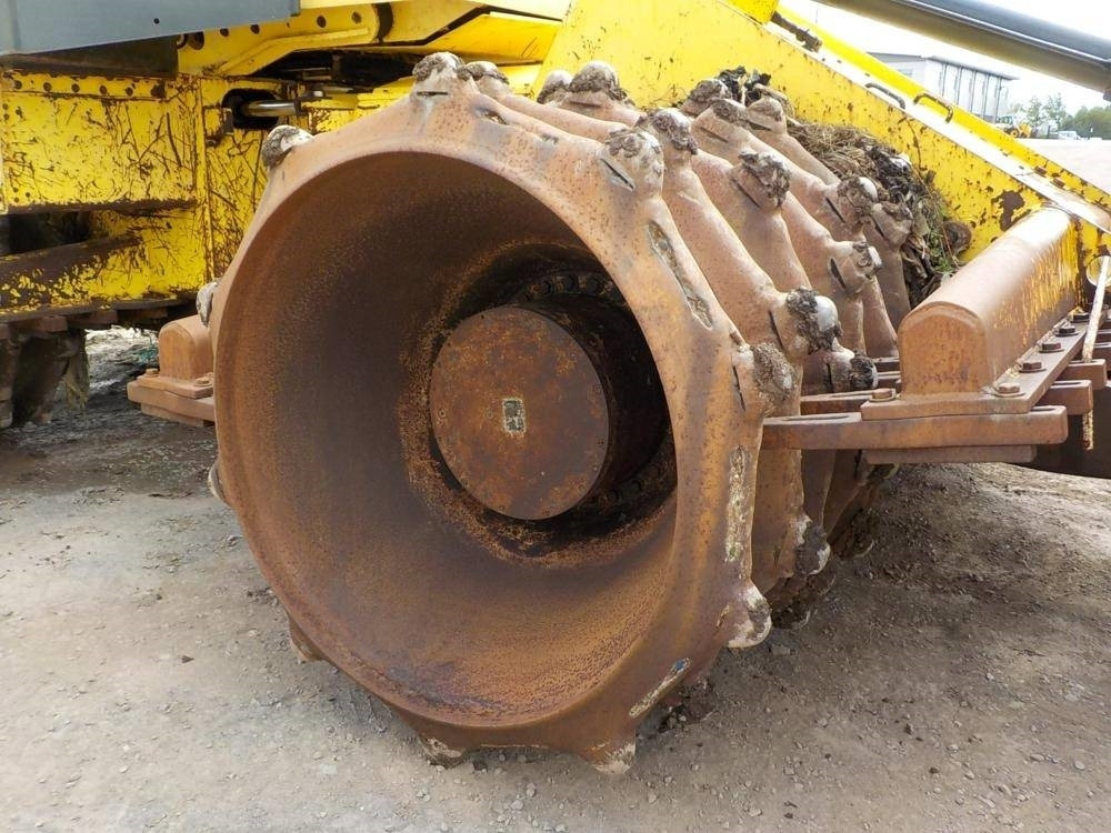 Kompaktor Bomag BC 671 RB: slika 10 Kompaktor Bomag BC 671 RB: slika 10