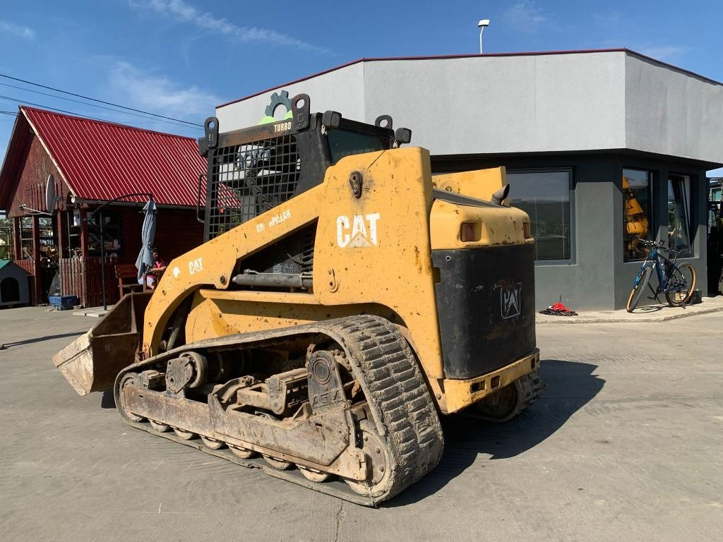 CAT 277 - Mini nakladalec: slika 3 CAT 277 - Mini nakladalec: slika 3