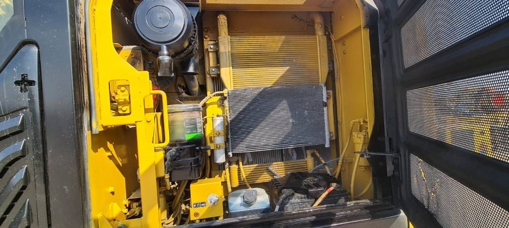 Bager goseničar CAT 318FL: slika 7 Bager goseničar CAT 318FL: slika 7