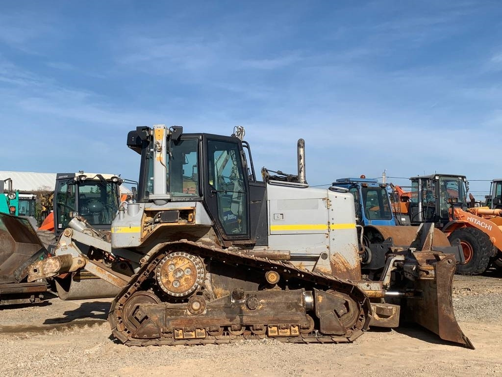 CAT D 6 N - Buldožer: slika 3 CAT D 6 N - Buldožer: slika 3