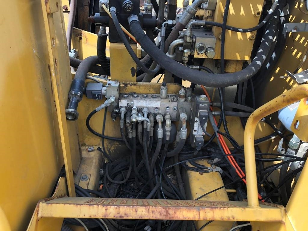 CAT M 312 FOR PARTS - Bager na kolesih: slika 4 CAT M 312 FOR PARTS - Bager na kolesih: slika 4
