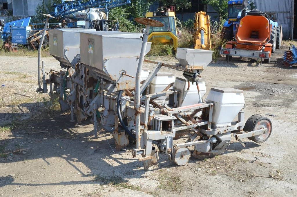 Carraro Elli 4000 - Natančna sejalnica: slika 1 Carraro Elli 4000 - Natančna sejalnica: slika 1