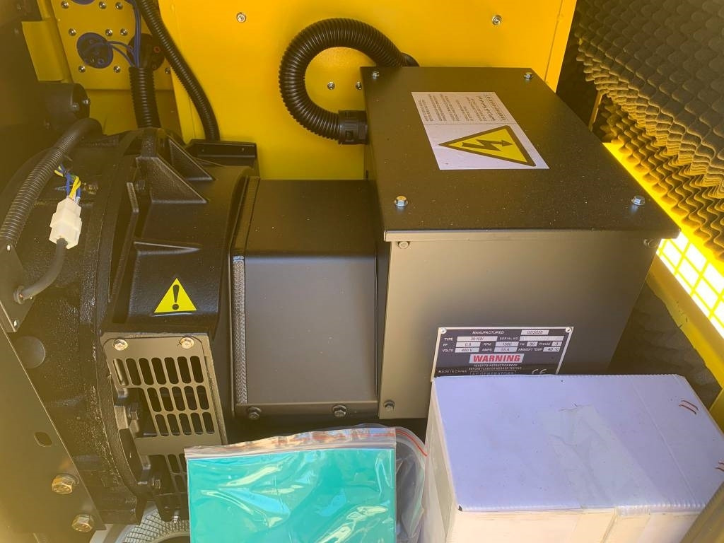 Compal VG-R30 - Generator: slika 4 Compal VG-R30 - Generator: slika 4