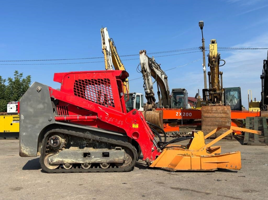 Gehl RT 175+Landhonor Forestry Mulcher - Kompaktni nakladalnik na gosenicah: slika 4 Gehl RT 175+Landhonor Forestry Mulcher - Kompaktni nakladalnik na gosenicah: slika 4
