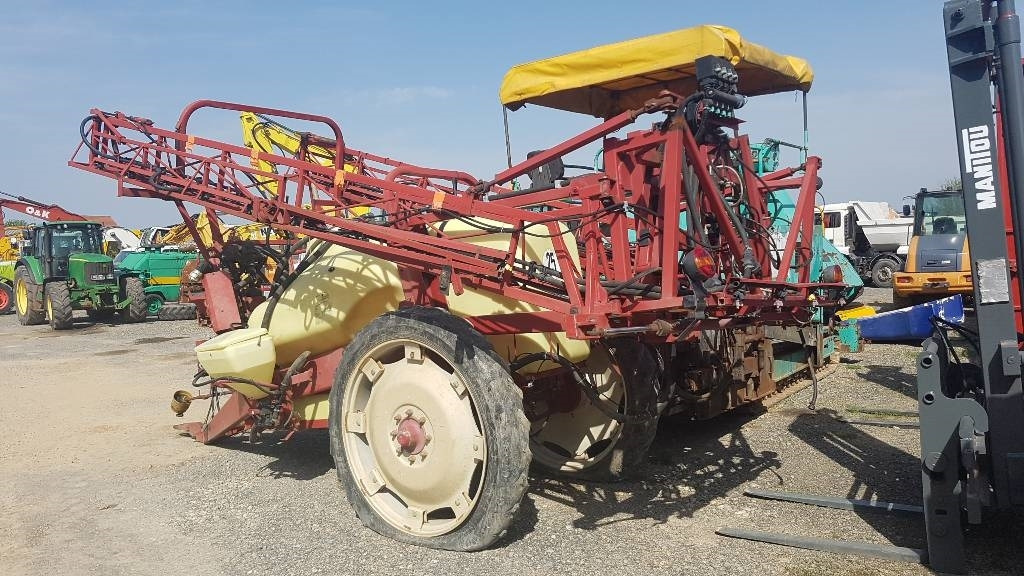 Hardi Commander 2200 - Vlečna škropilnica: slika 2 Hardi Commander 2200 - Vlečna škropilnica: slika 2