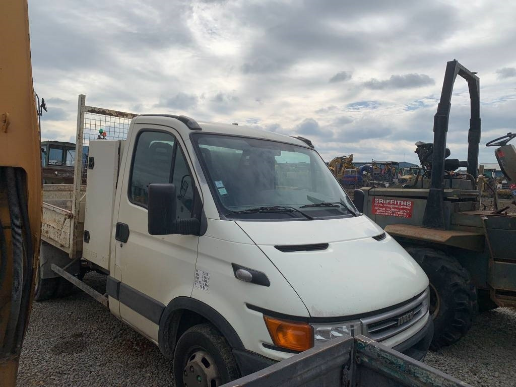 Iveco 35.10 - Dostavno vozilo prekucnik: slika 2 Iveco 35.10 - Dostavno vozilo prekucnik: slika 2