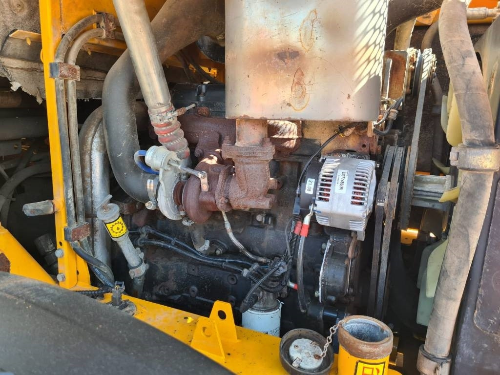 JCB 416HT - Kolesni nakladalec: slika 5 JCB 416HT - Kolesni nakladalec: slika 5