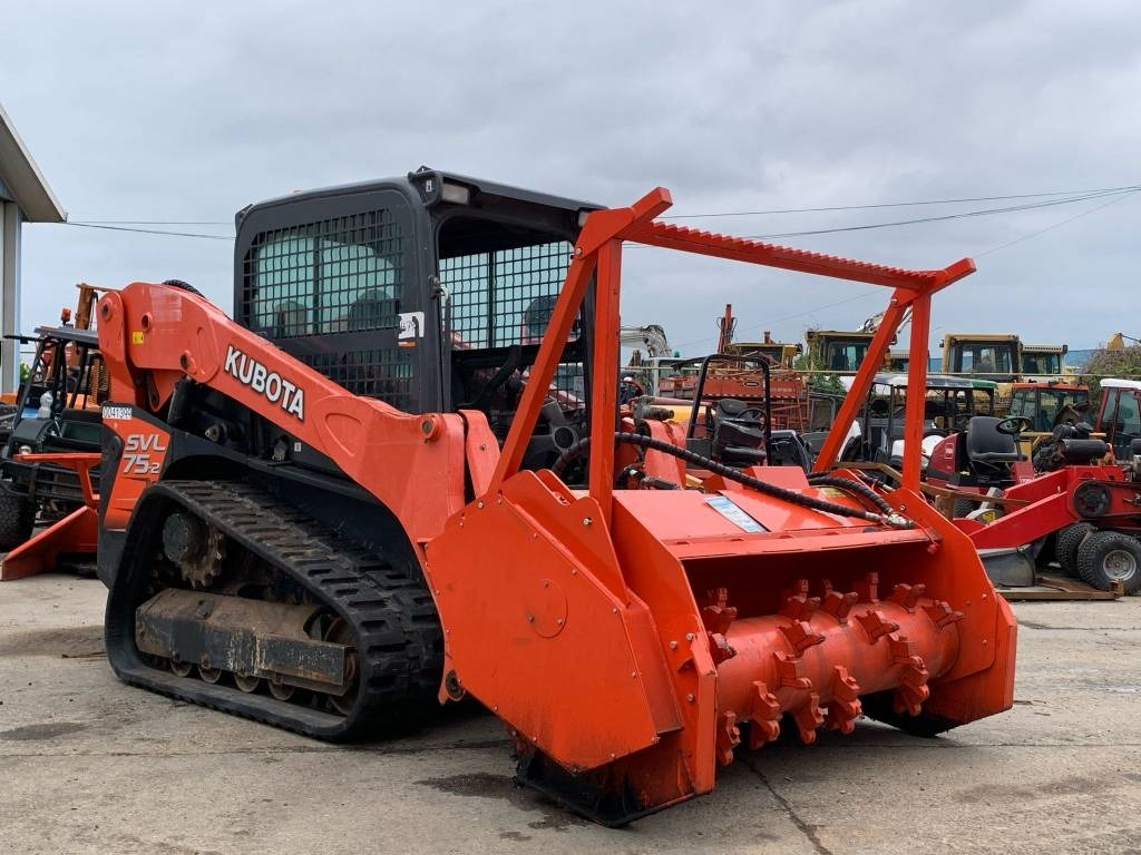 Kubota SVL 75-2+Topcat SSFM81 - Kompaktni nakladalnik na gosenicah: slika 2 Kubota SVL 75-2+Topcat SSFM81 - Kompaktni nakladalnik na gosenicah: slika 2