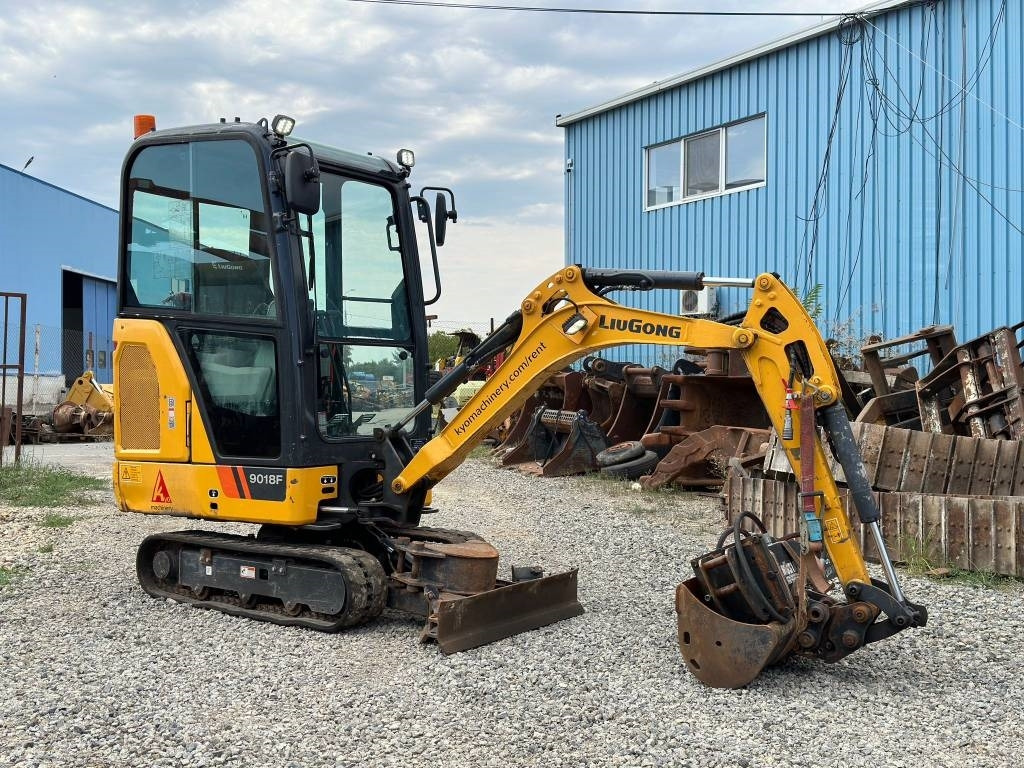 Liugong 9018F - Mini bager: slika 1 Liugong 9018F - Mini bager: slika 1