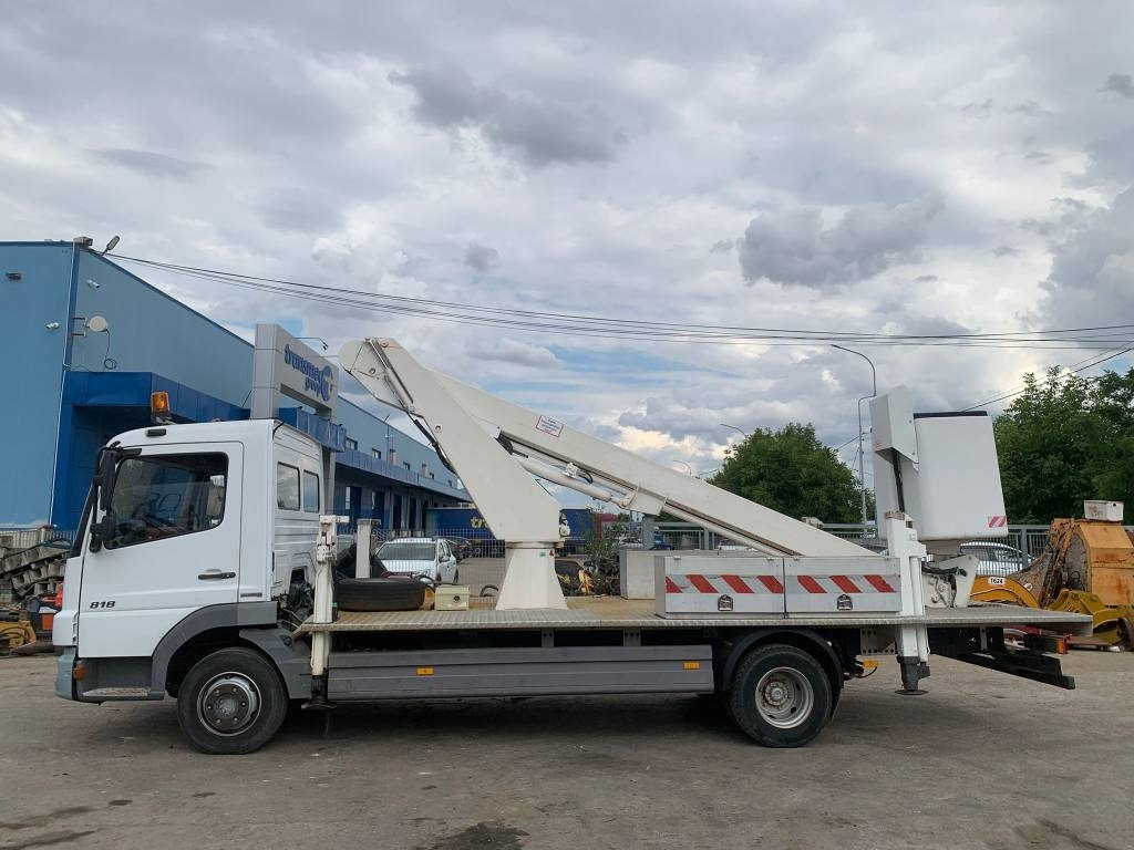 Mercedes-Benz Atego 818 - Dvižna ploščad montirana na tovornjak: slika 2 Mercedes-Benz Atego 818 - Dvižna ploščad montirana na tovornjak: slika 2