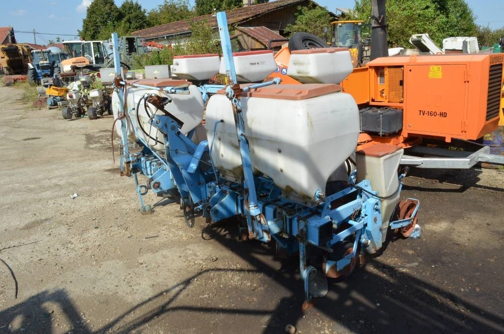 Monosem NG PLUS 6 - Natančna sejalnica: slika 2 Monosem NG PLUS 6 - Natančna sejalnica: slika 2