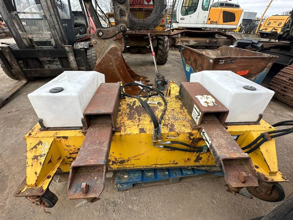 Multisweep 400C - Metla za Gradbeni stroj: slika 2 Multisweep 400C - Metla za Gradbeni stroj: slika 2