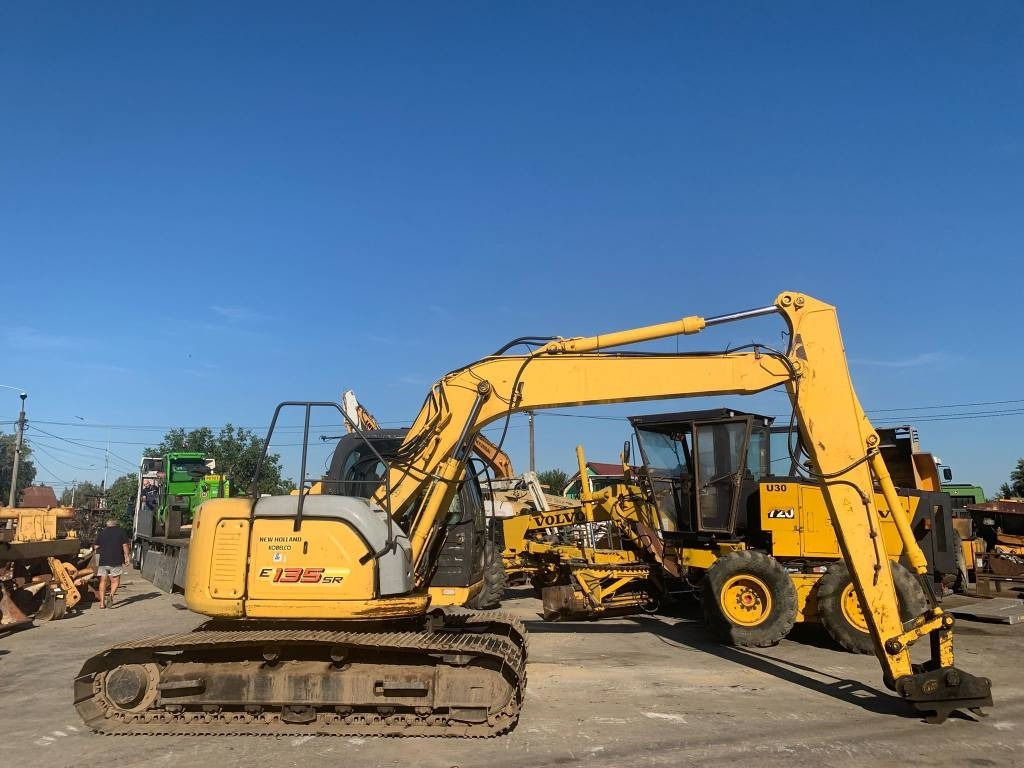 New Holland E 135 SR - Bager goseničar: slika 2 New Holland E 135 SR - Bager goseničar: slika 2