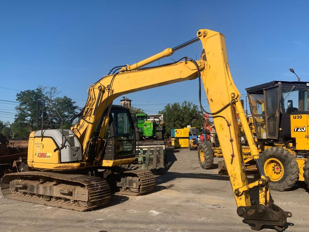 New Holland E 135 SR - Bager goseničar: slika 1 New Holland E 135 SR - Bager goseničar: slika 1