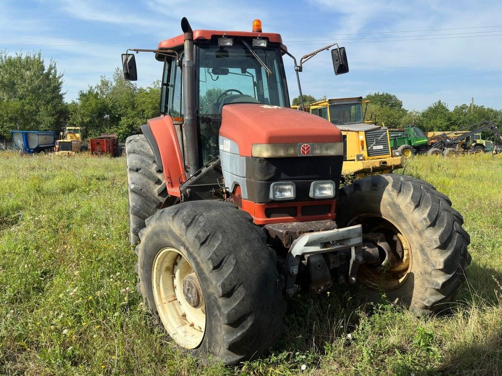 New Holland G 210 - Traktor: slika 5 New Holland G 210 - Traktor: slika 5