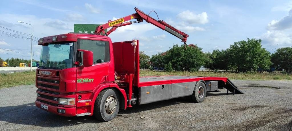 Scania 94 D 220 - Tovornjak z dvigalom, Vlečno vozilo: slika 1 Scania 94 D 220 - Tovornjak z dvigalom, Vlečno vozilo: slika 1