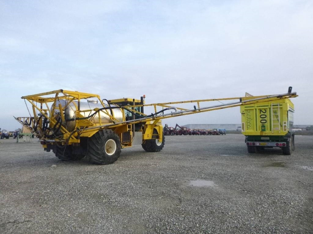 Terra Gator 1603T - Samovozni škropilnik: slika 2 Terra Gator 1603T - Samovozni škropilnik: slika 2